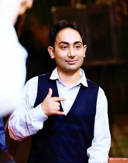 Dr. Sachin Gupta